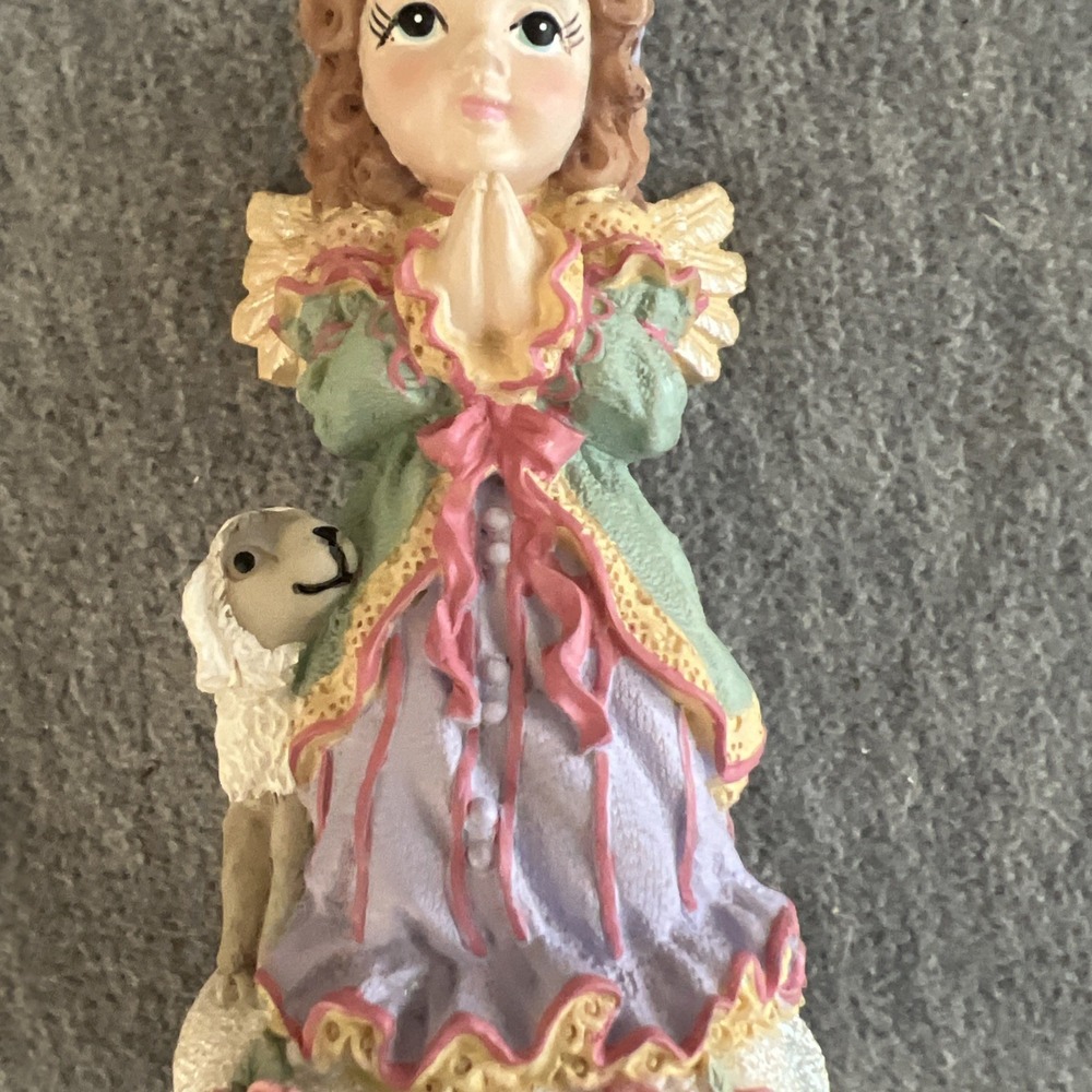 Christmas Around the World The Praying Angel w/Lamb on Wood Base New Vintage 99 - Picture 3 of 14